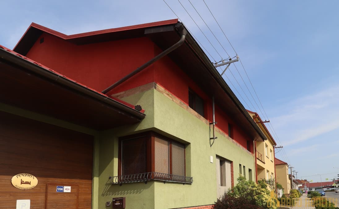 001 pohled z ulice 1