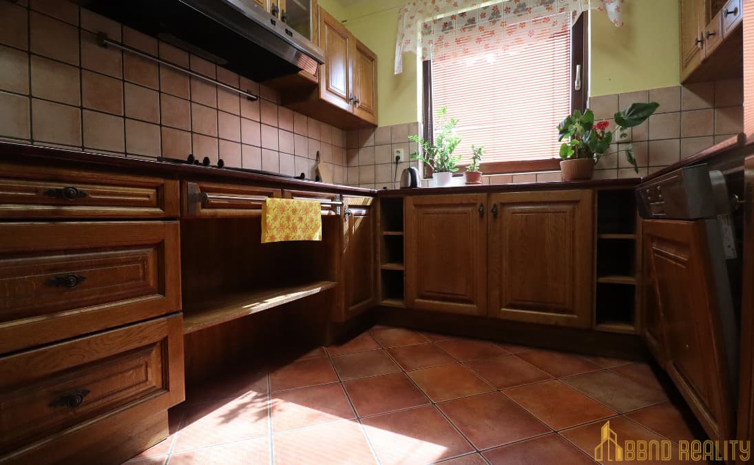 011 společná kuchyně