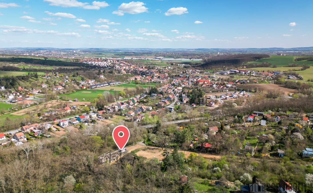 PRODEJ VILY S POZEMKEM ŽELEŠICE (8)