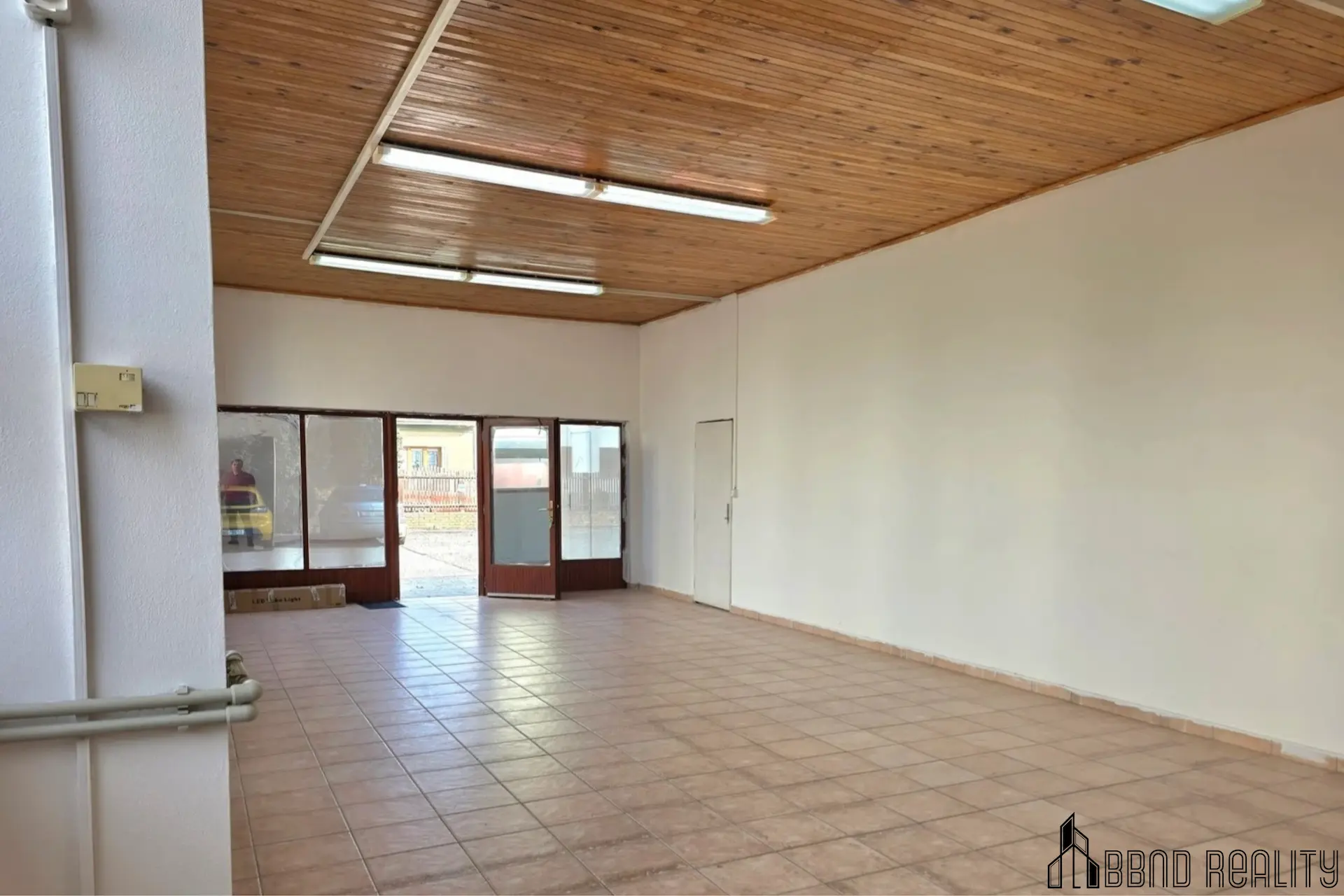 obchodních prostor Rájec-Jestřebí 4