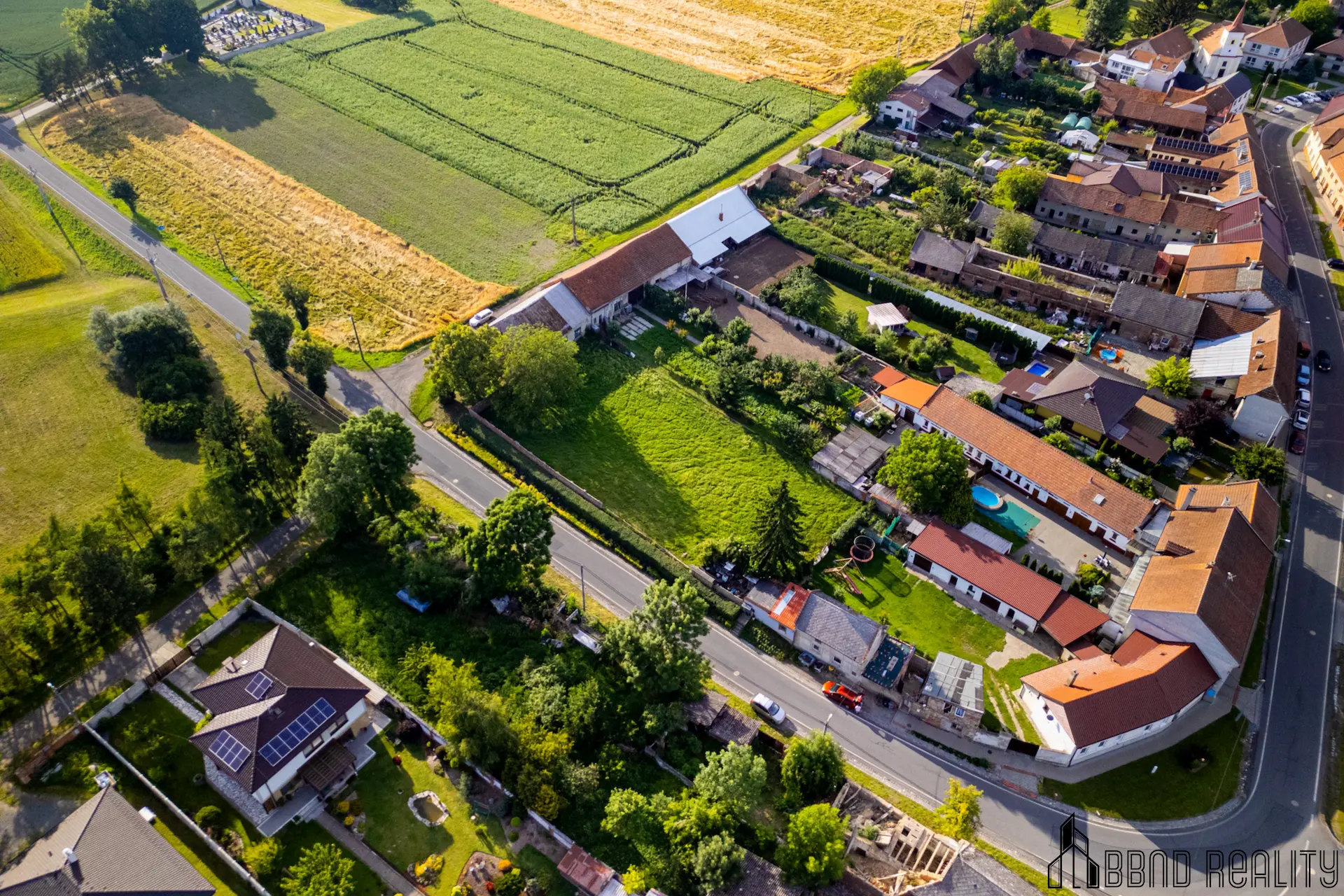 BISKUPICE - prodej pozemek levá polovina (4)