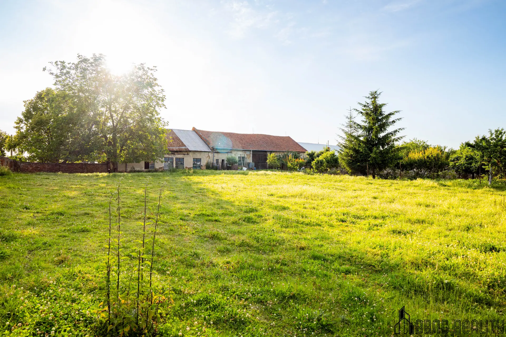 BISKUPICE - prodej pozemek levá polovina (8)